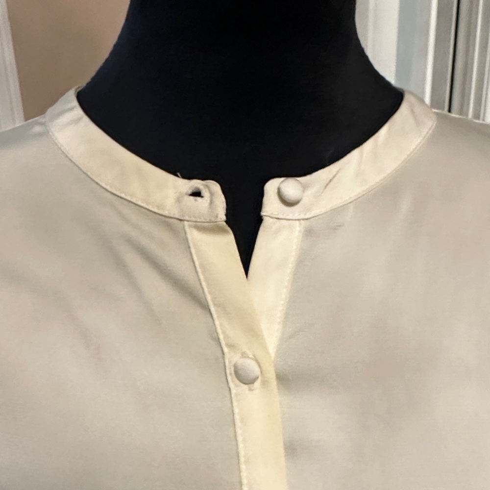 CeCe Ivory Button-Front Blouse - Picture 6 of 7